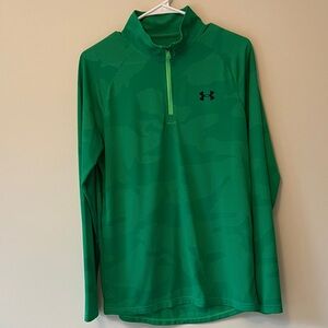 Under Armour men’s size small green half zip pullover.